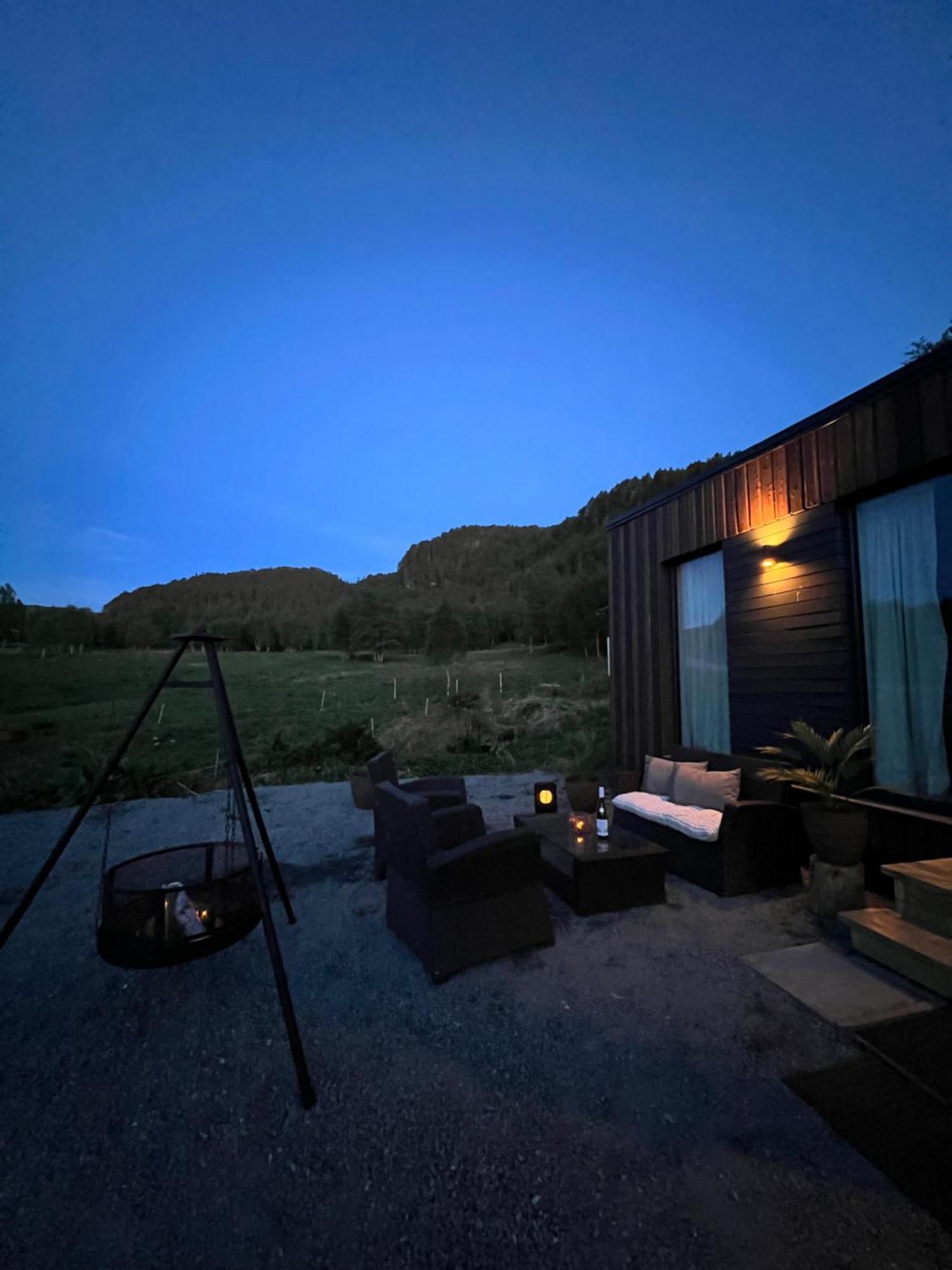 Вилла Vika Minihouse Кристиансунн Экстерьер фото